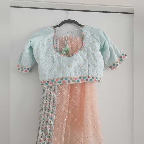 Mint Green Peach Indian Dress Lehenga Choli Dupatta, Size Small, Gently Worn - Picture 4 of 6